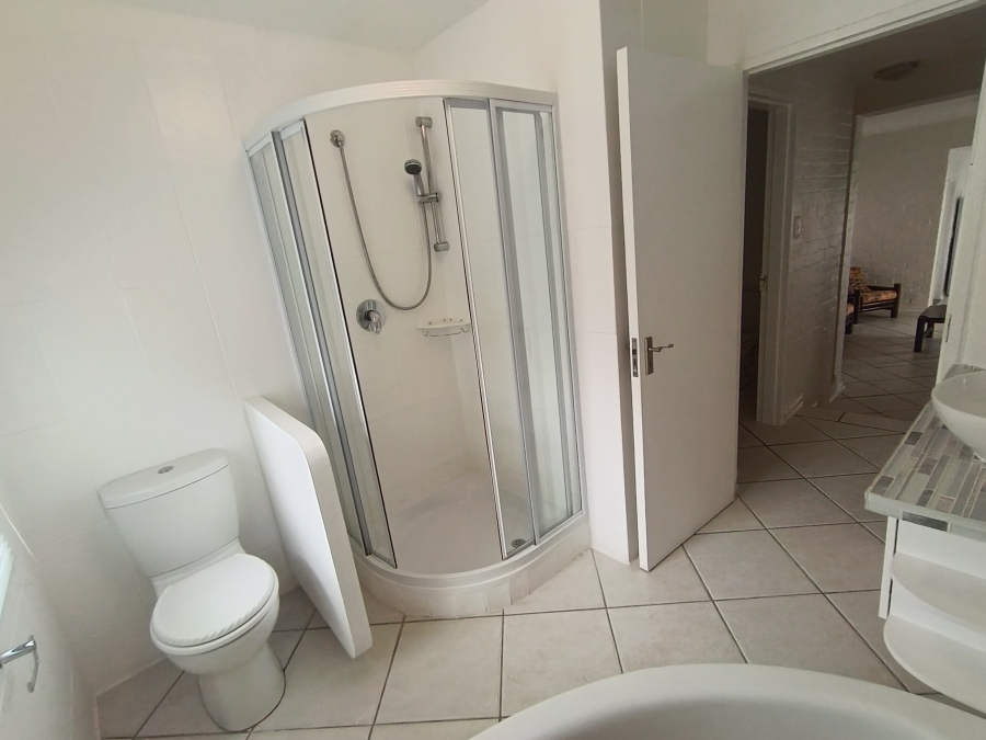 To Let 2 Bedroom Property for Rent in Paradise Beach Western Cape